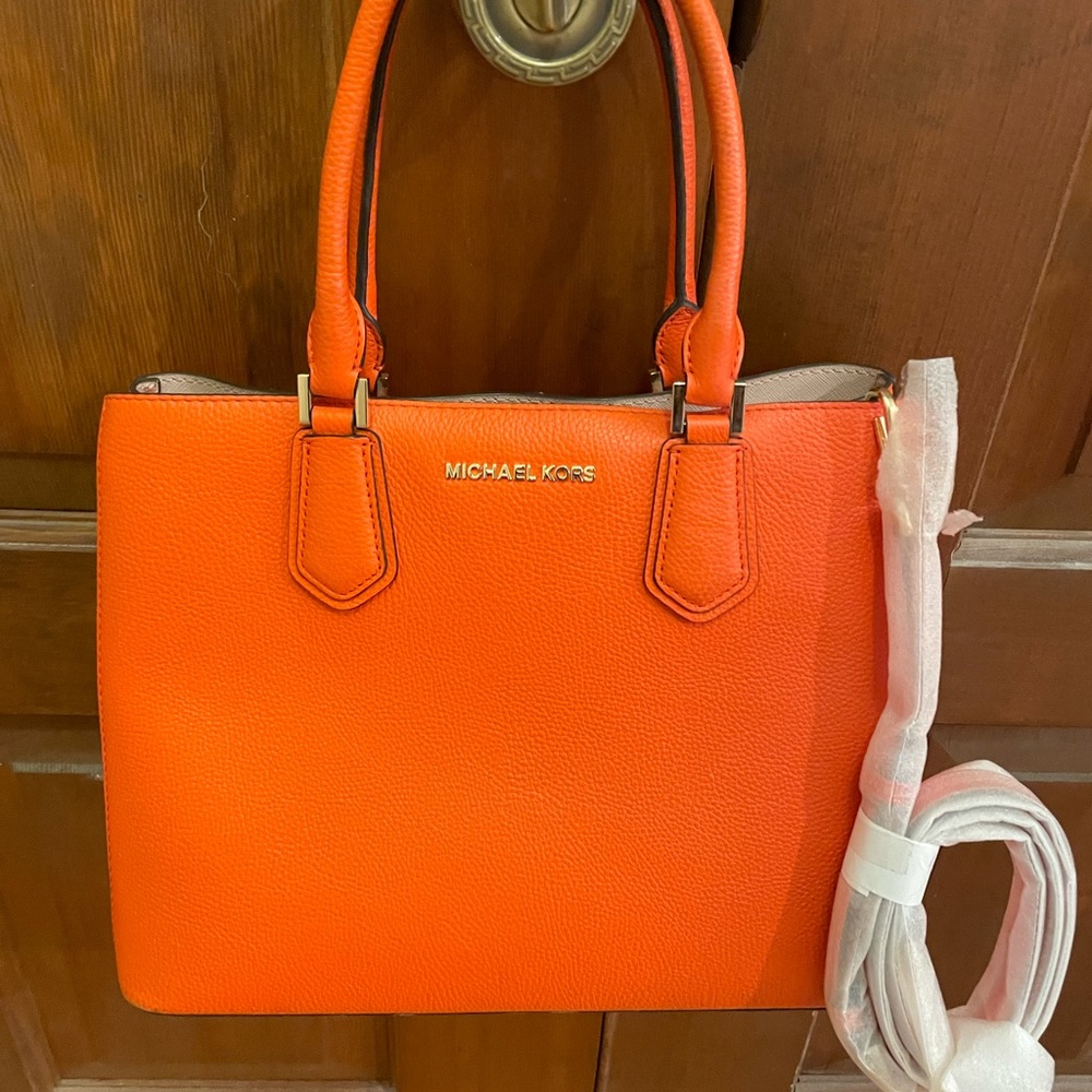 Leather Michael kors